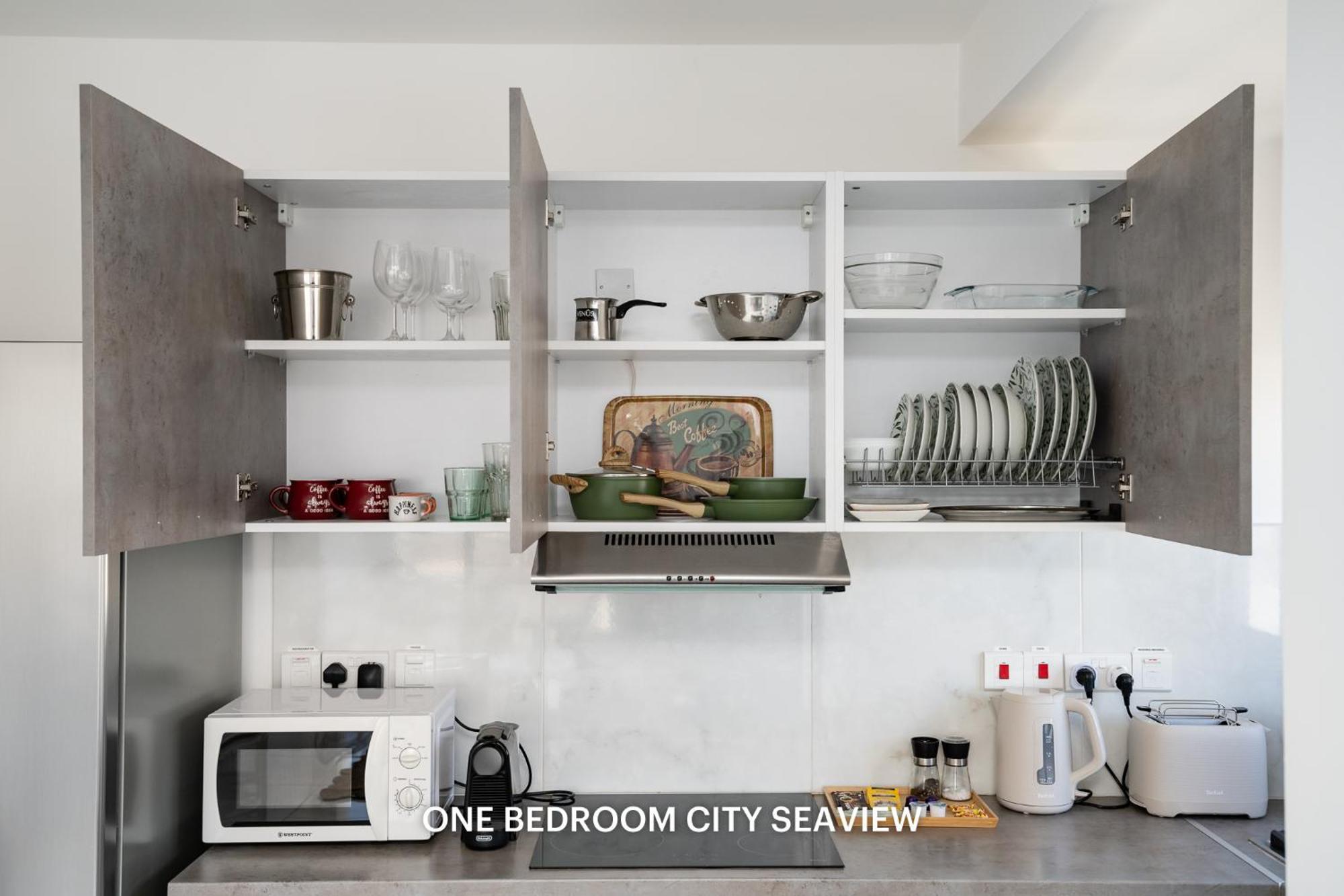 Lazuli Seaview Apartments 2Bdr Ларнака Экстерьер фото