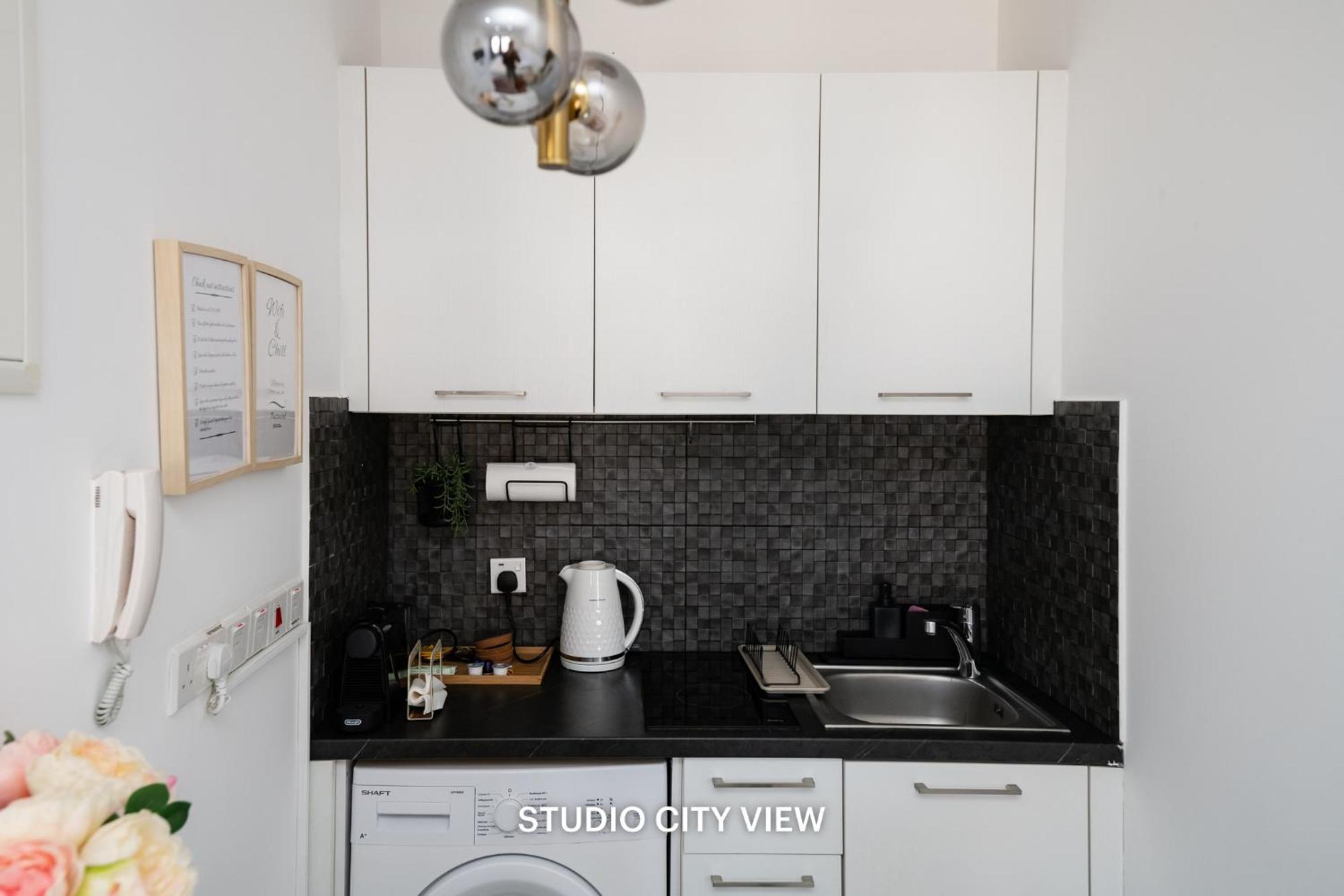 Lazuli Seaview Apartments 2Bdr Ларнака Экстерьер фото